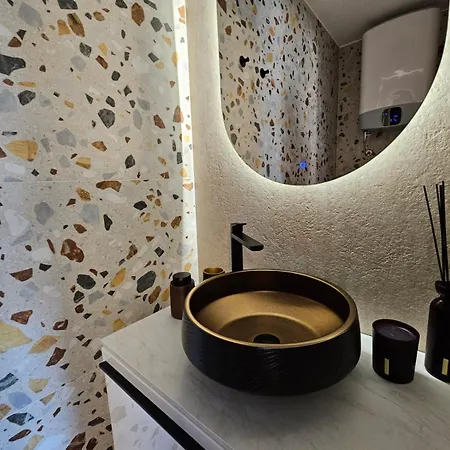 Appartamento Hedonist Hvar With Jacuzzi