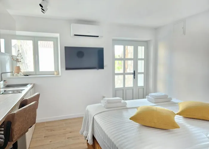 Appartamento Hedonist Hvar With Jacuzzi *