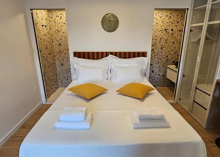 Hedonist Hvar With Jacuzzi Хвар